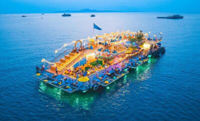 คาเฟ่ตกหมึกกลางทะเล บรรยากาศสุดชิลล์